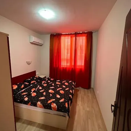 Апартаменти Sunny 2 Bedroom Сонячний Берег