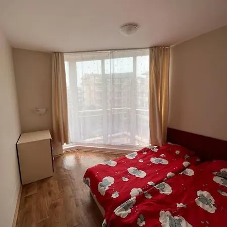 Sunny 2 Bedroom * Сонячний Берег